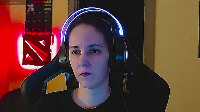 Irwi Tomboy online show from February 15, 2026, 4:28 pm