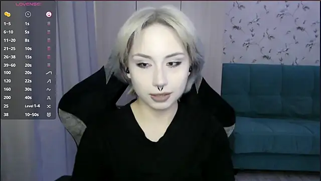 LeisaHopperstad online show from June 28, 2026, 3:29 pm