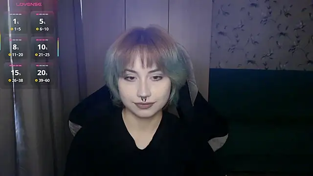 Snapshot of LeisaHopperstad chatting on May 6, 2026, 12:20 pm LeisaHopperstad online show from May 6, 2026, 12:20 pm