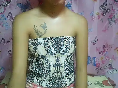 SweetPussie18x online show from November 11, 2025, 3:12 am