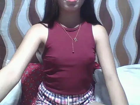 Snapshot of SweetPussie18x chatting on March 13, 2026, 2:00 pm SweetPussie18x online show from March 13, 2026, 2:00 pm