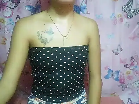 SweetPussie18x online show from November 4, 2025, 11:52 pm