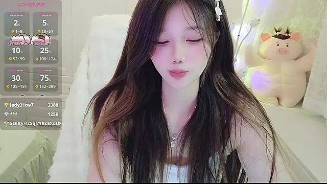 Snapshot of Coco-Di chatting on July 7, 2026, 6:47 am Coco-Di online show from July 7, 2026, 6:47 am