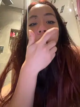 Snapshot of blueburrypie chatting on February 23, 2026, 4:29 pm blueburrypie online show from February 23, 2026, 4:29 pm