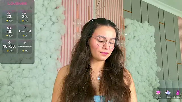 GabiBatista online show from November 8, 2025, 5:11 am