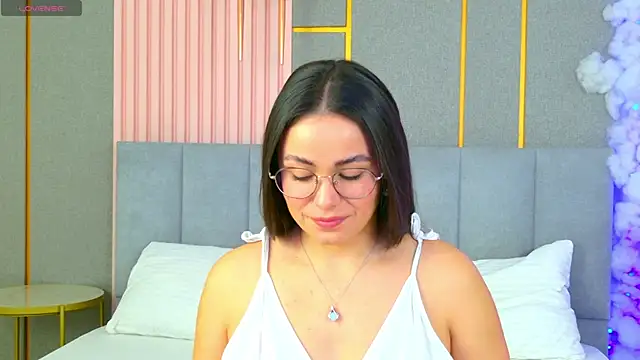 GabiBatista online show from November 15, 2025, 5:11 am