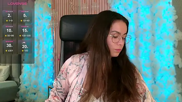 GabiBatista online show from October 6, 2025, 5:08 am