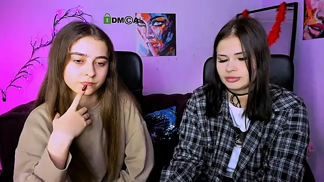 rebecca smile online show from December 17, 2025, 8:14 pm