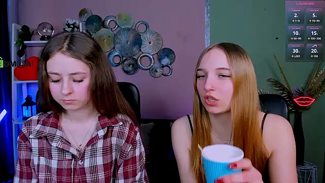 rebecca smile online show from February 5, 2026, 2:02 pm