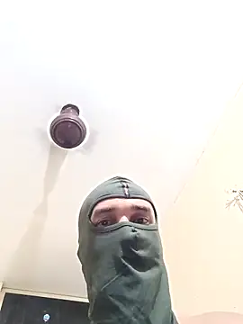 RaviLoveUAll online show from November 7, 2025, 6:12 pm