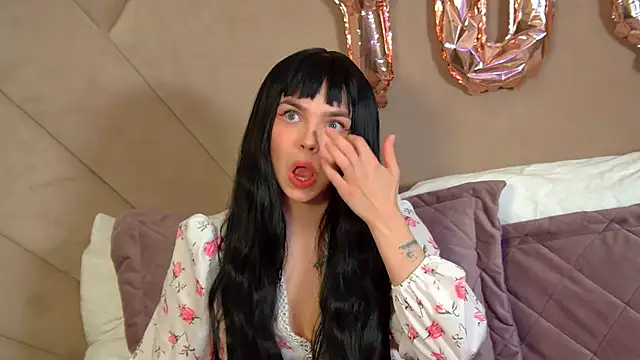 AnitaVenture online show from February 28, 2026, 4:23 am