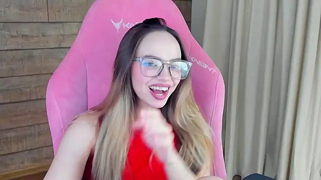 AnitaVenture online show from March 16, 2026, 5:44 am