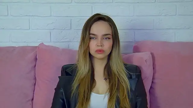 AnitaVenture online show from March 27, 2026, 4:32 am