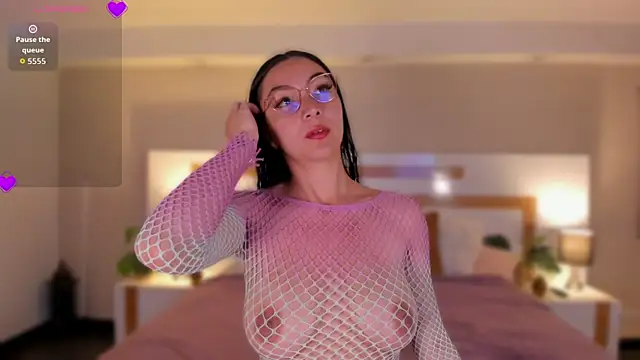 Violeta dh online show from April 13, 2026, 12:09 pm