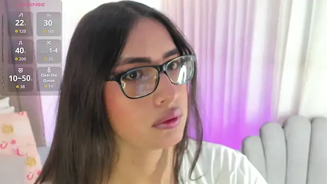 cherrylady 02 online show from March 10, 2026, 1:37 pm