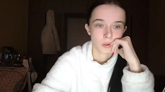 Snapshot of Emilia_Light chatting on February 11, 2026, 5:40 am Emilia Light online show from February 11, 2026, 5:40 am