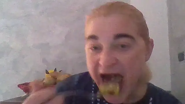 GoldenAngelMilf online show from April 9, 2026, 12:33 pm