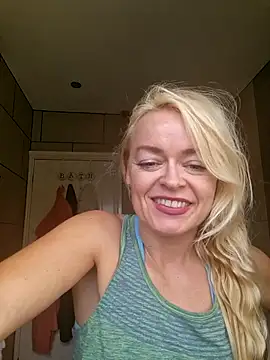 demidelightfulxx online show from November 8, 2025, 2:31 pm