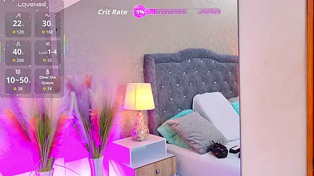 LiaTeylor online show from October 31, 2025, 7:10 pm