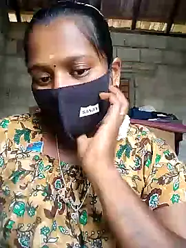 Snapshot of Tamil_Hot_Sandy chatting on November 22, 2025, 4:33 am Tamil Hot Sandy online show from November 22, 2025, 4:33 am