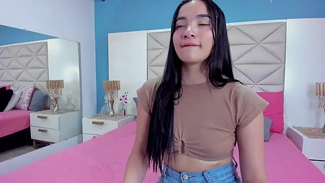 Snapshot of EliDurann chatting on October 6, 2025, 11:33 am EliDurann online show from October 6, 2025, 11:33 am