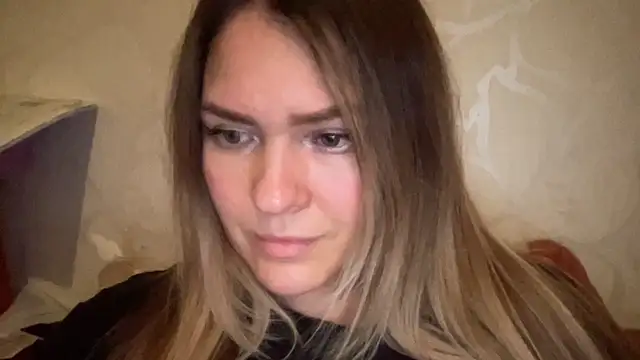 Snapshot of Milysoren chatting on February 6, 2026, 7:10 pm Milysoren online show from February 6, 2026, 7:10 pm