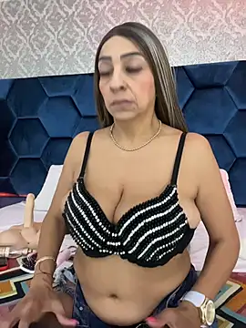 Angelina Roa online show from July 20, 2026, 2:19 pm