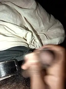 Snapshot of WrongAngle30 chatting on January 18, 2026, 6:44 pm WrongAngle30 online show from January 18, 2026, 6:44 pm