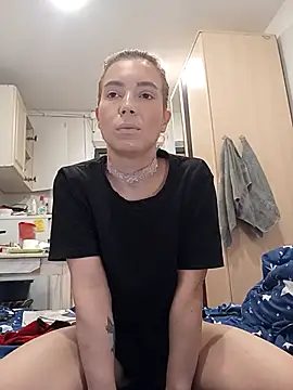 Conny Shellie online show from December 3, 2025, 11:31 am