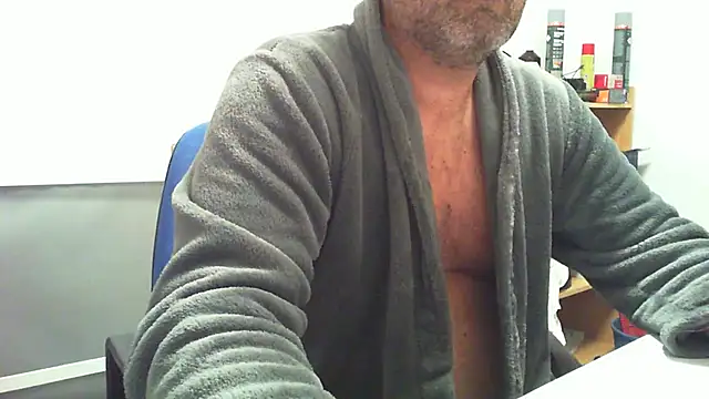 morenet festero online show from April 8, 2026, 12:12 am