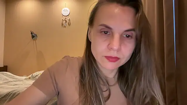AnnieLove7722 online show from May 30, 2026, 6:24 pm