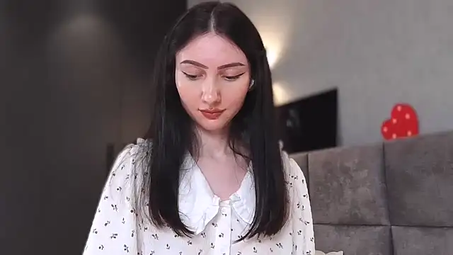 AnaMoonlight online show from November 10, 2025, 6:02 pm