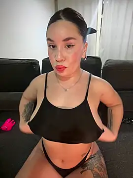Snapshot of Belubel chatting on May 19, 2026, 3:24 am Belubel online show from May 19, 2026, 3:24 am