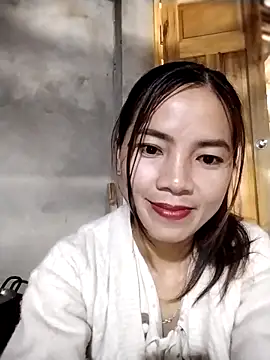 Snapshot of lmc-zz chatting on April 21, 2026, 1:42 am lmc-zz online show from April 21, 2026, 1:42 am