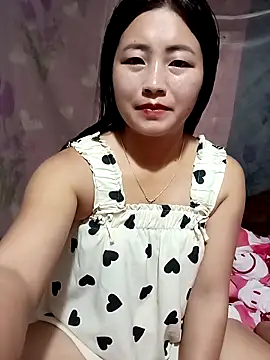 Snapshot of buddy-sexy chatting on April 15, 2026, 2:10 pm buddy-sexy online show from April 15, 2026, 2:10 pm