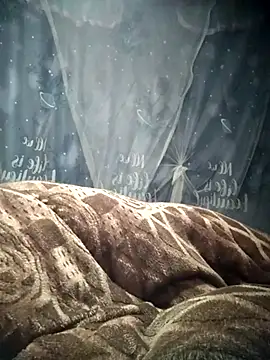 buddy-sexy online show from November 1, 2025, 1:38 pm