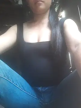 Snapshot of bree-zz chatting on September 30, 2025, 1:44 am bree-zz online show from September 30, 2025, 1:44 am