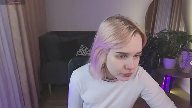 MayWins online show from February 7, 2026, 10:07 pm