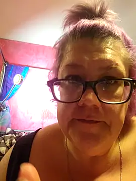 Snapshot of violentviolet68 chatting on February 11, 2026, 1:38 am violentviolet68 online show from February 11, 2026, 1:38 am