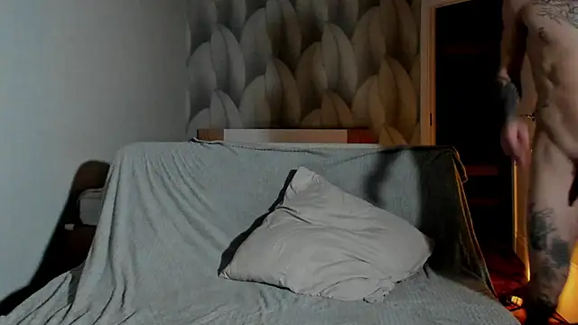 sweet smith8 online show from November 9, 2025, 4:55 pm