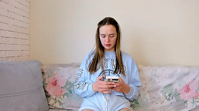 LilMary  online show from February 23, 2026, 8:04 am