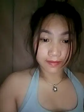 min-xinh online show from October 31, 2025, 4:58 pm