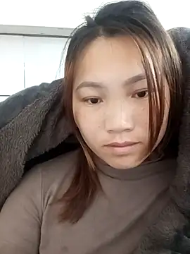 min-xinh online show from November 29, 2025, 2:01 am