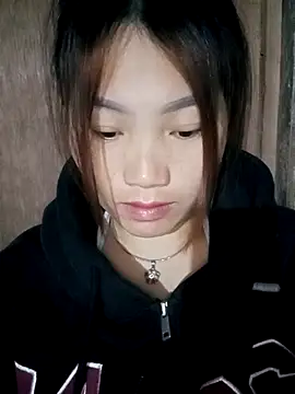 min-xinh online show from November 13, 2025, 9:30 pm