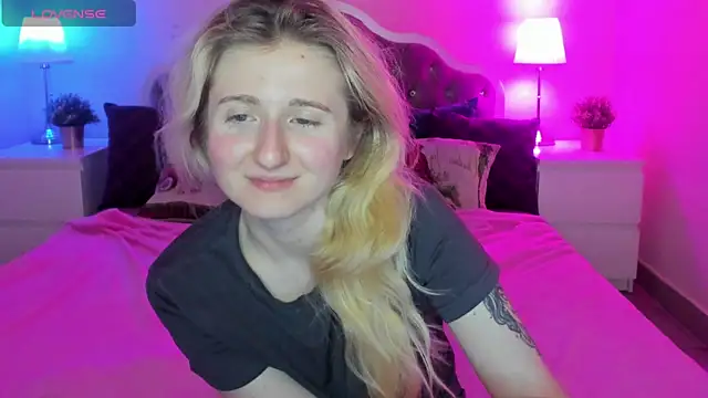 CamillaDreamer online show from January 9, 2026, 6:59 pm