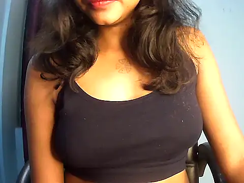 PAYARI PURVI online show from November 27, 2025, 6:08 pm