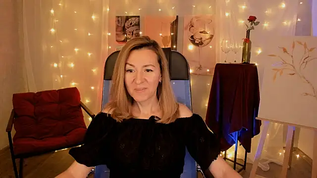 Snapshot of DonnaSmitth chatting on December 5, 2025, 1:10 pm DonnaSmitth online show from December 5, 2025, 1:10 pm