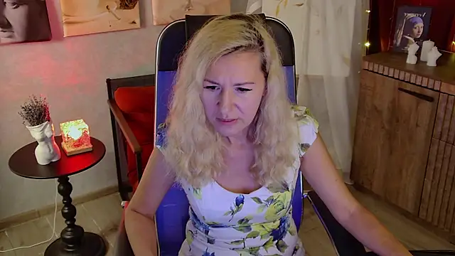 DonnaSmitth online show from July 29, 2026, 10:09 pm
