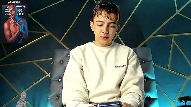 Lian Miller1  online show from January 6, 2026, 12:20 pm