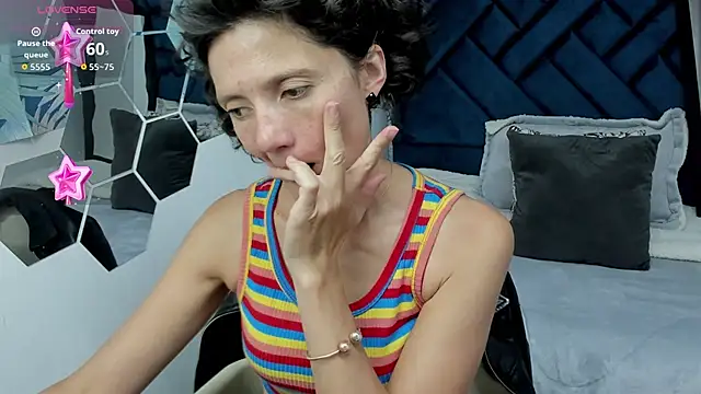 Valery More   online show from October 15, 2025, 12:24 pm